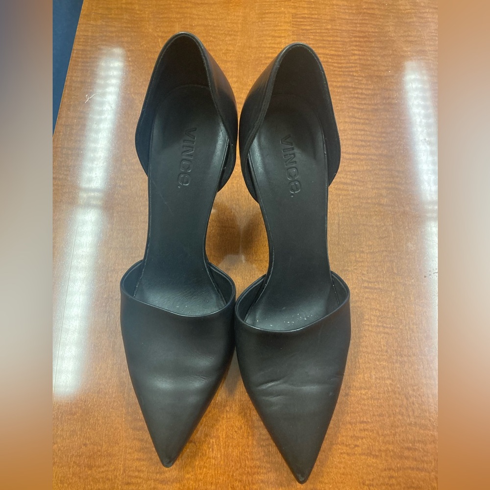 Vince D’Orsay pumps size 8
